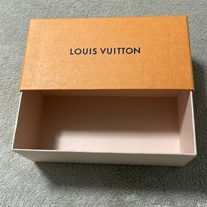 LV BOX